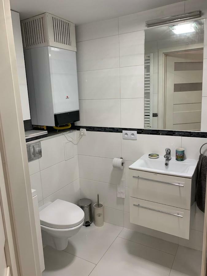 Charming Studio Apartment In The Heart Of The Jewish District! 克拉科夫 外观 照片